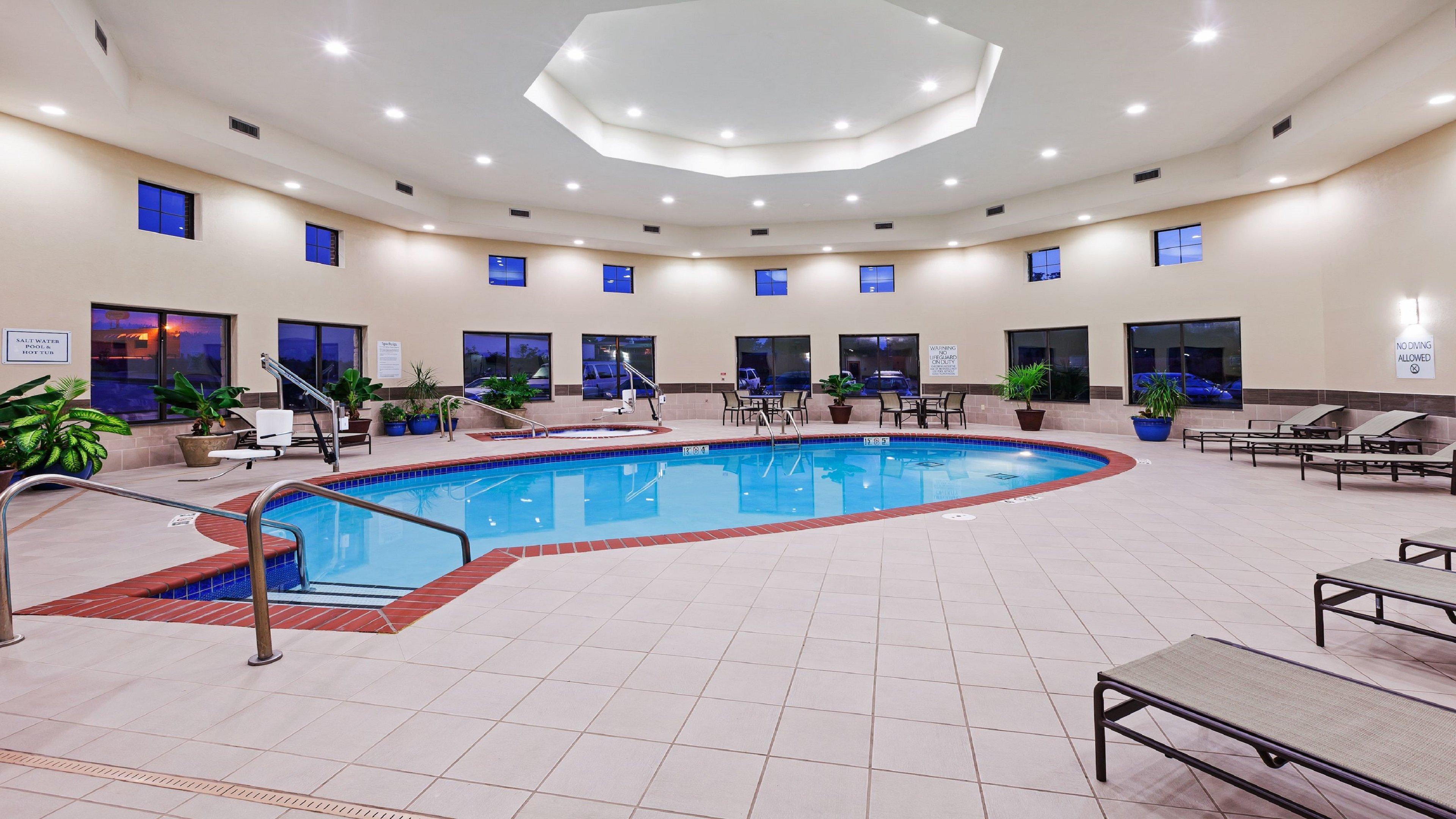Holiday Inn Express Hotel And Suites Duncan By Ihg Bagian luar foto